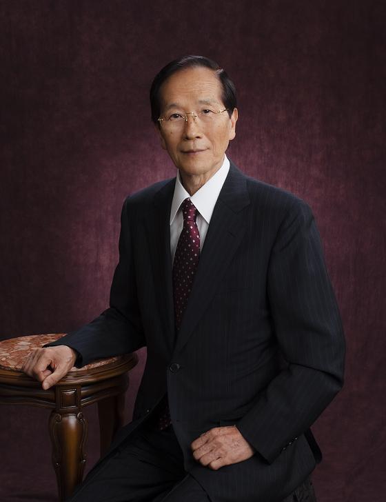 Akira Endo